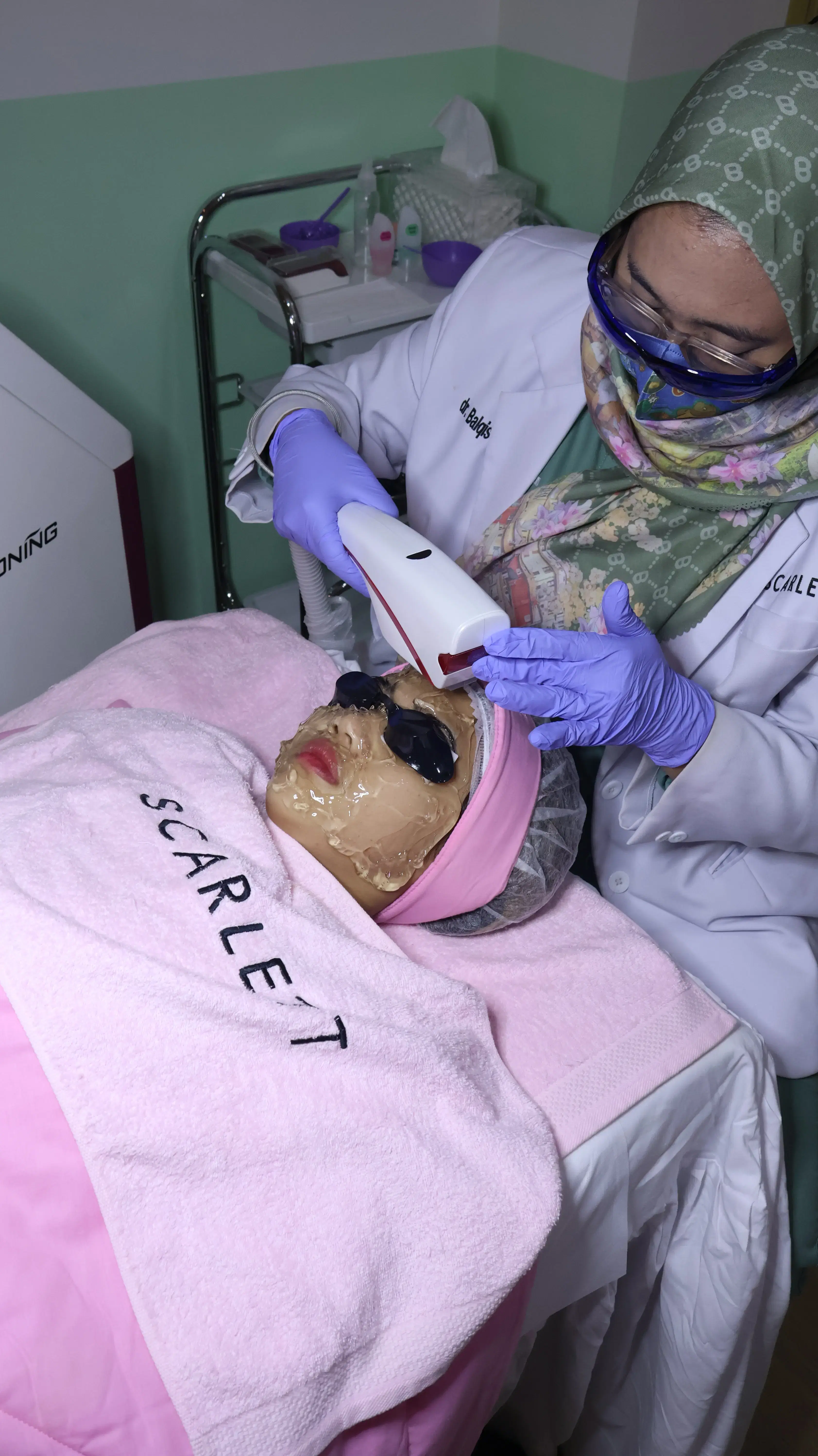 Acne IPL treatment