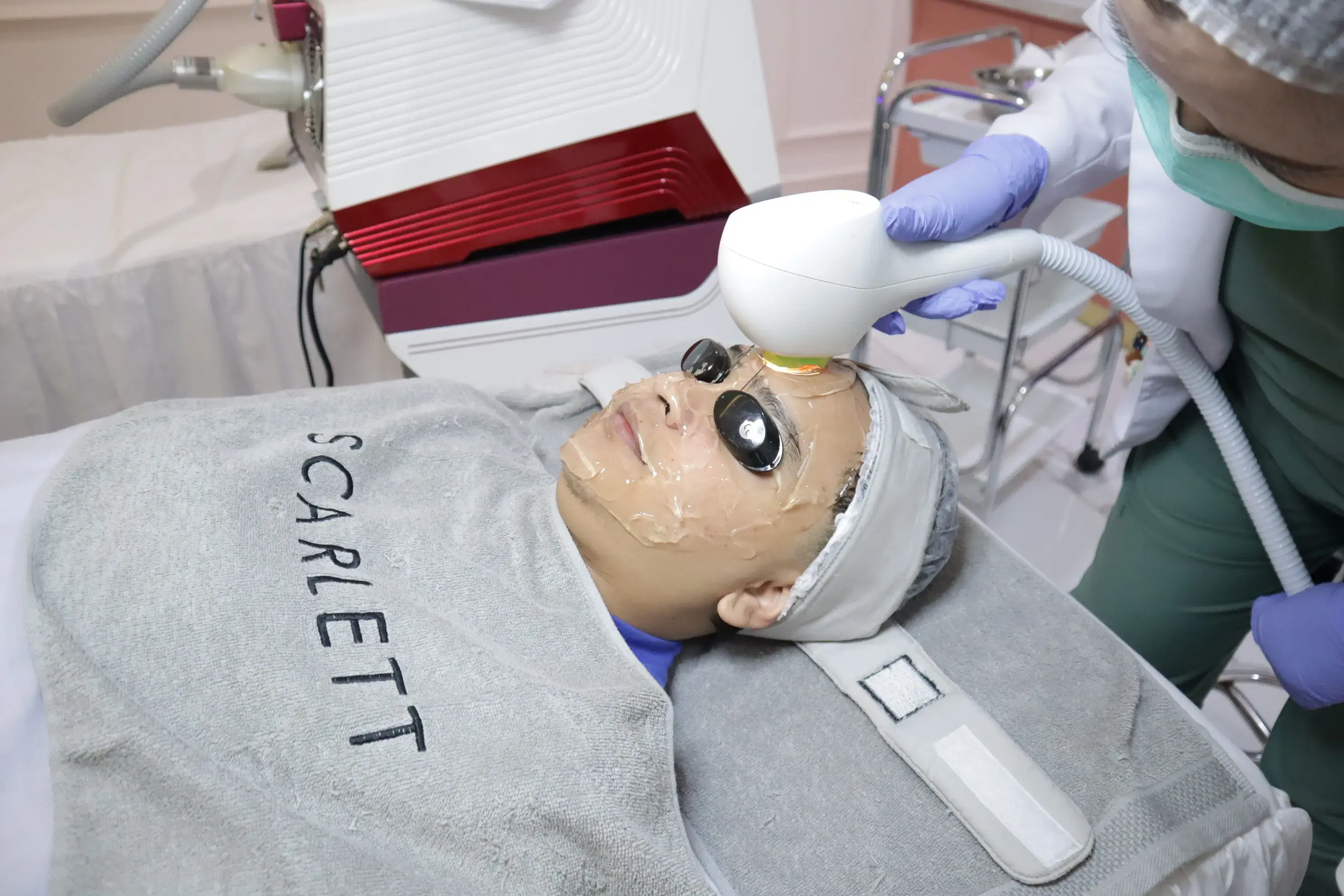 Hollywood Photo Rejuvenation treatment